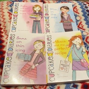 The cupcake Diaries set books 1-4by Coco Simon